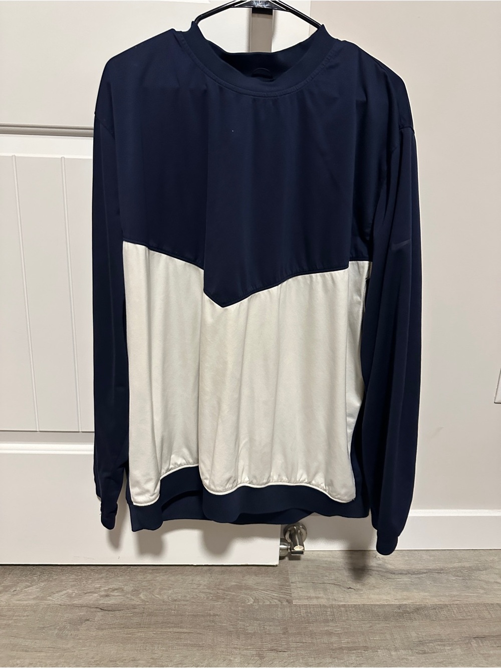 Vintage Nike Golf Shield Victory Crew Pullover